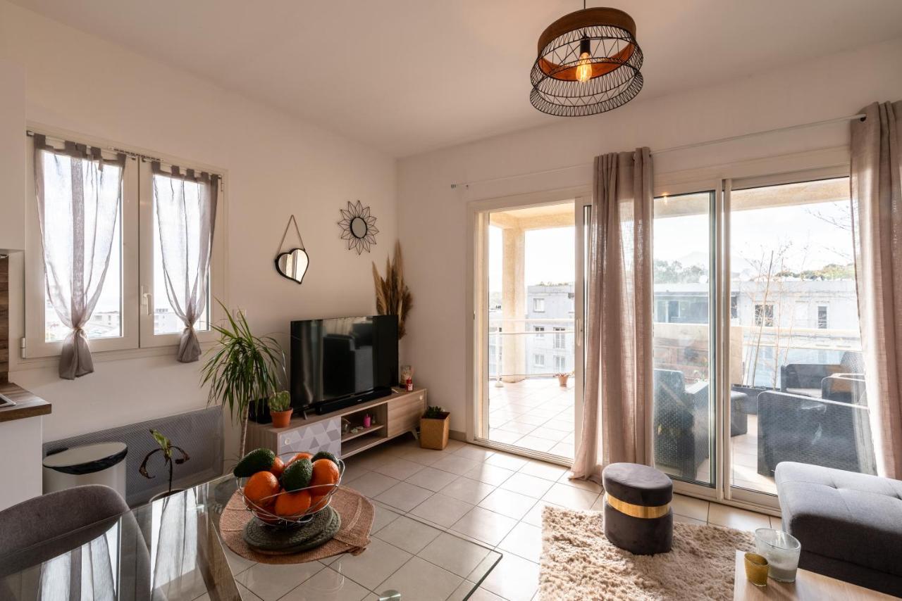 U Nidu - A Ajaccio, Magnifique Appartement 4 Couchages Vue Mer Ajaccio  Zewnętrze zdjęcie